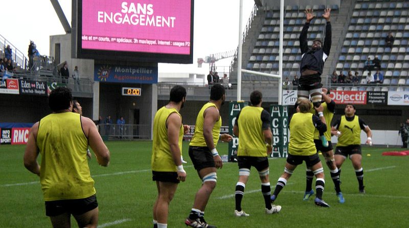 Face aux cadors du championnat Clermont, Toulouse ou Toulon, Montpellier avance tranquillement et occupe désormais la première place du classement provisoire de top14 Photo CC by sa 3.0/34 super héros