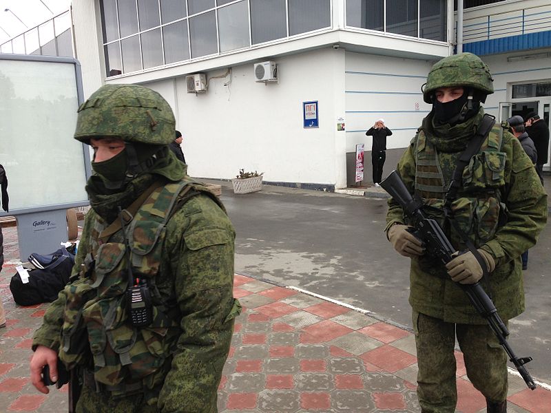 Troupes de partisans de l'indépendance en Crimée Photo DP/Elizabeth Arrott / VOA