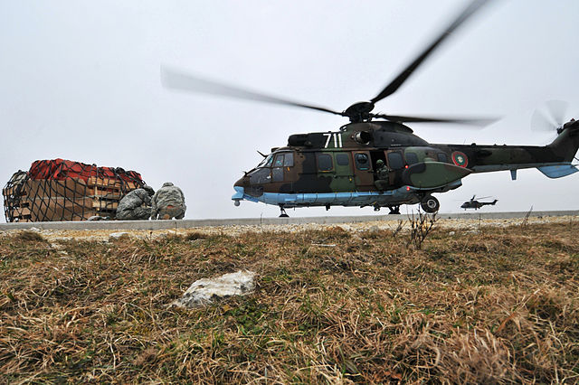 Hollande annonce un important contrat militaire avec le Koweit