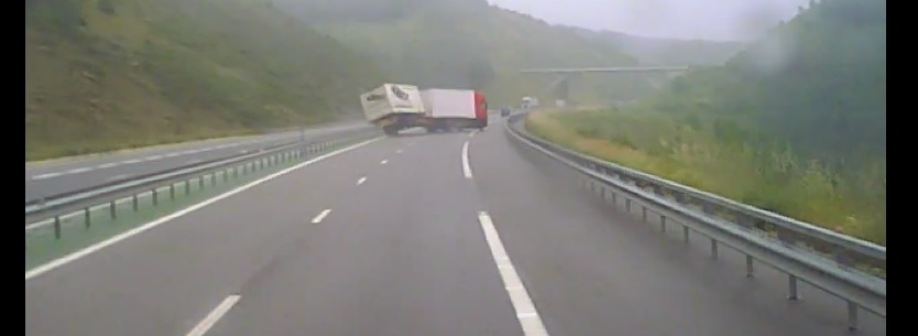 Accident de la route. la vid&eacute;o de la gendarmerie du Lot fait le Buzz