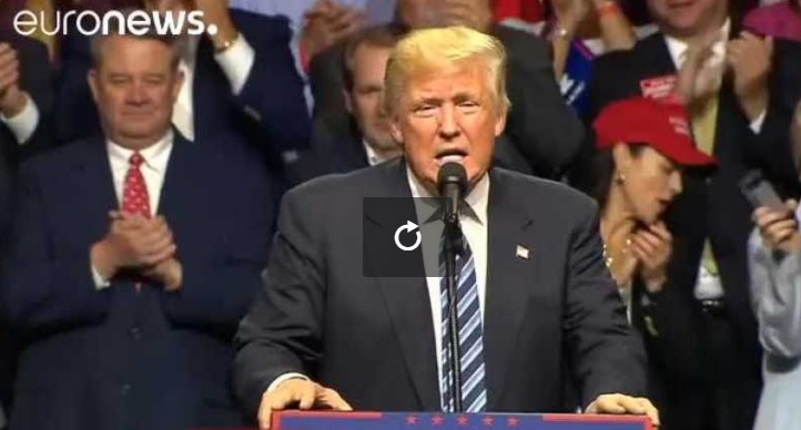 Donald Trump juge l'OTAN "obsolète", critique l'Allemagne et salue le Brexit