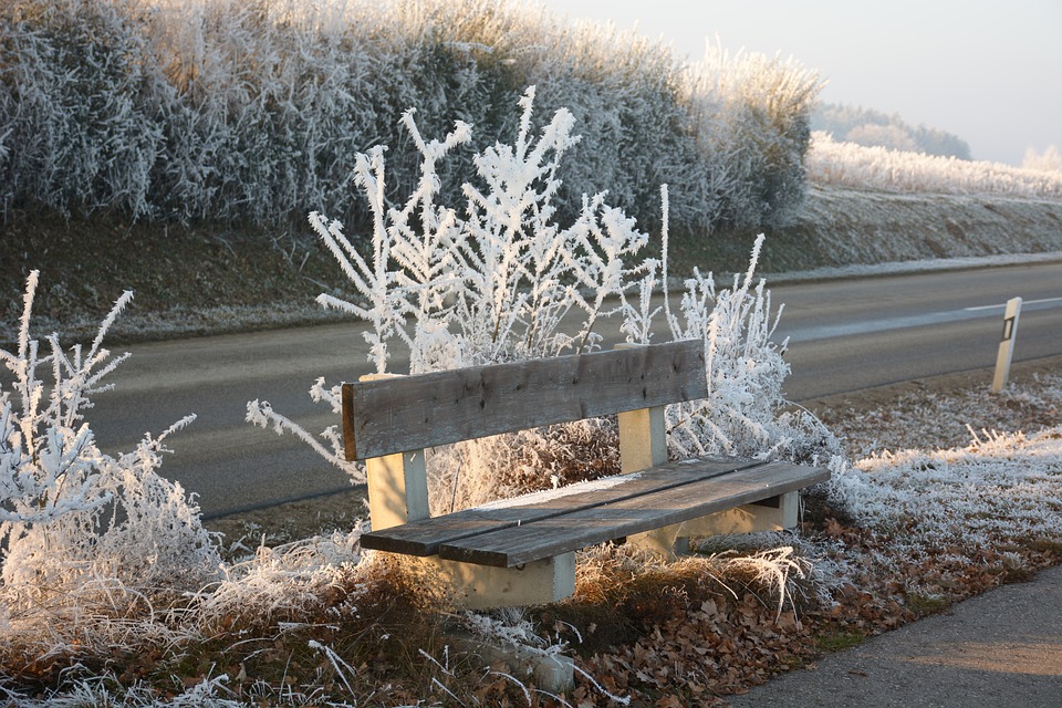 Neige Verglas. Paris et tout le nord de la France en alerte météo vigilance orange