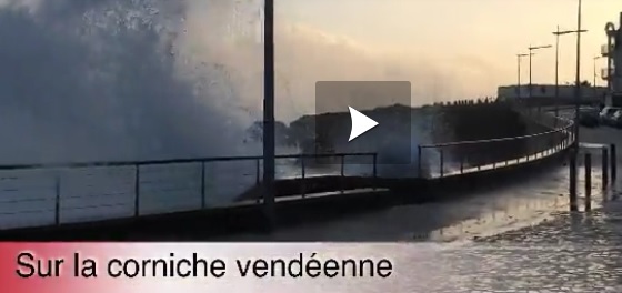Vid&eacute;o impressionnante de la temp&ecirc;te sur le littoral du nord ouest