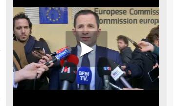 Emmanuelli. les larmes de Benoit Hamon Emmanuelli. les larmes de Benoit Hamon