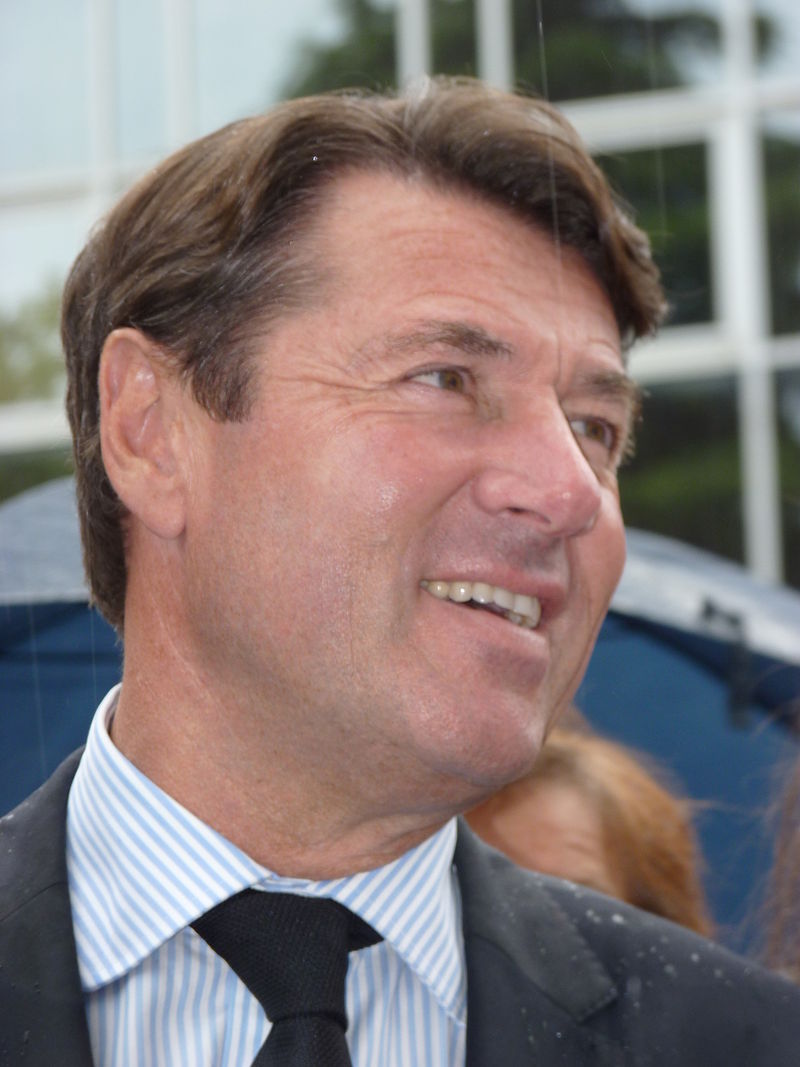 Estrosi favorable à un retrait de Fillon pour Juppé Estrosi favorable à un retrait de Fillon pour Juppé
