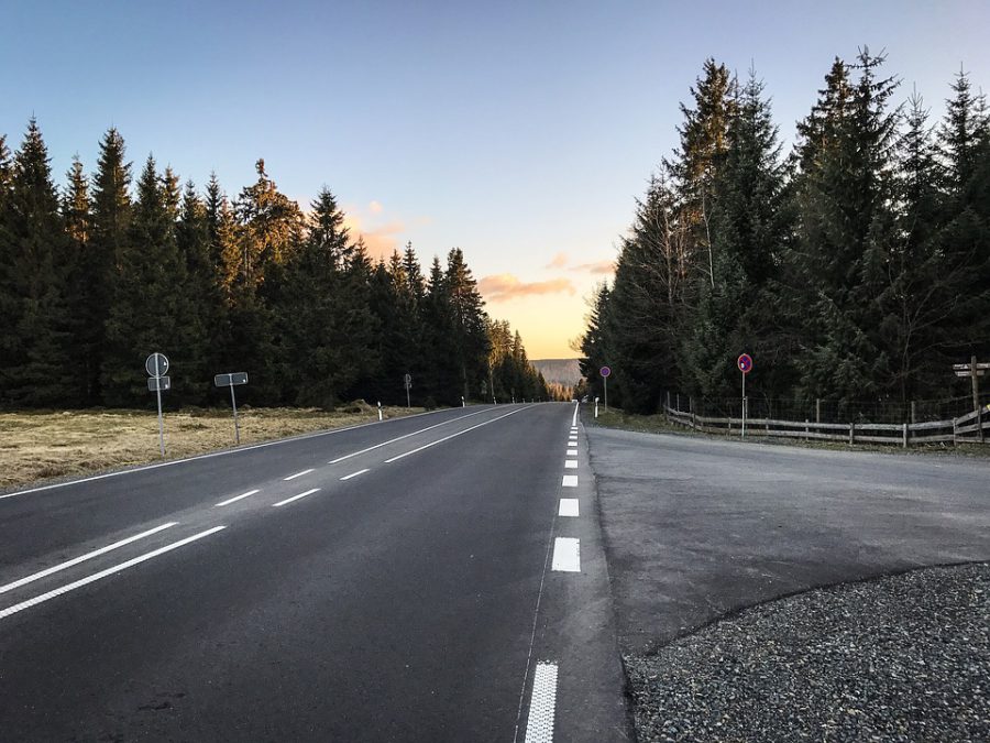 Ariège. Ivre, sans permis, sans assurance, il double les gendarmes sur une ligne blanche 