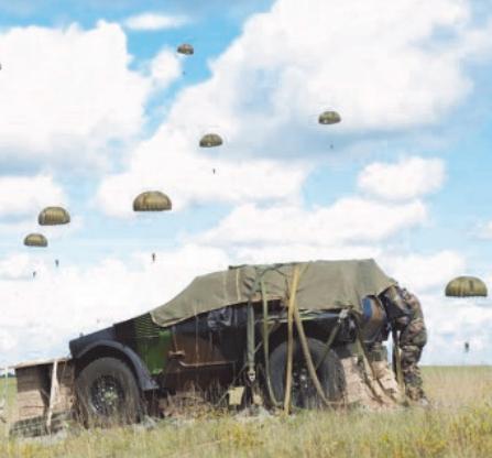 Les hommes du 1er Régiment du Train Parachutiste de Toulouse à l'honneur Les hommes du 1er Régiment du Train Parachutiste de Toulouse à l'honneur
