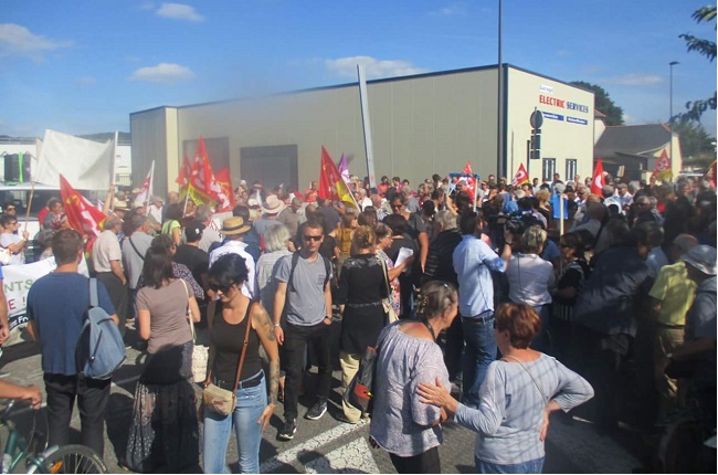 300 manifestants contre le mur de Séméac Tarbes. 300 manifestants contre le mur de Séméac