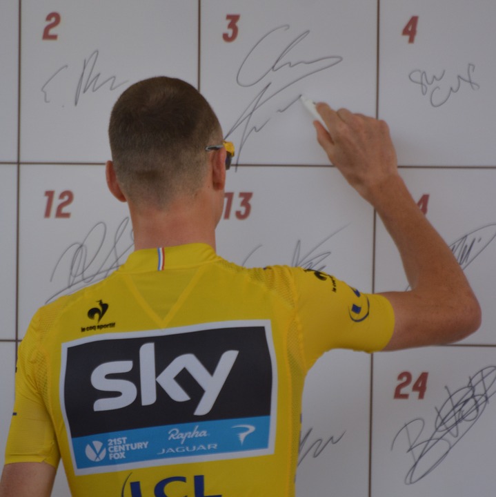 Froome gagne son 4e tour de France Froome gagne son 4e tour de France