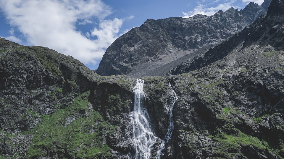 Luchon. chute mortelle en montagne Luchon. chute mortelle en montagne