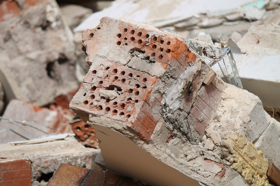 Tarbes Séméac, le mur de la honte démoli Tarbes Séméac, le mur de la honte démoli