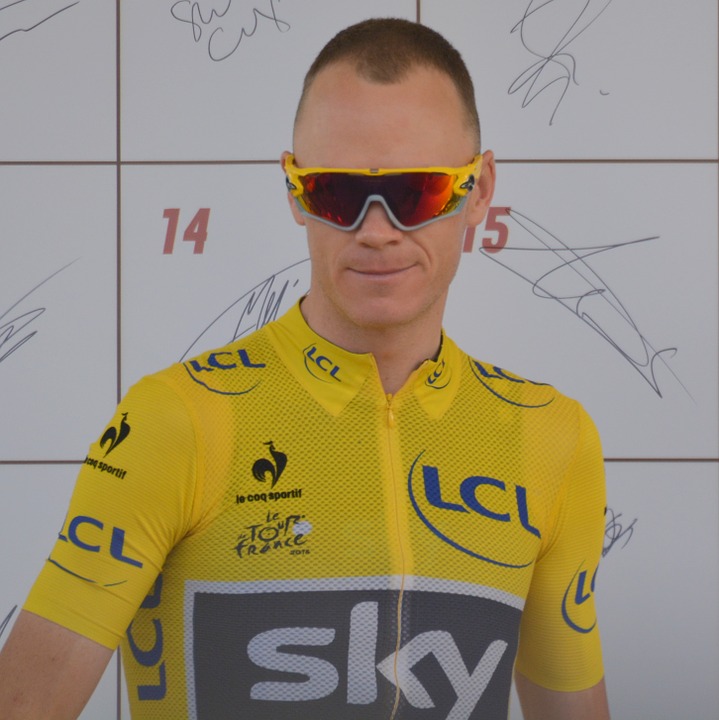 à Rodez, Froome a repris le maillot jaune à Aru à Rodez, Froome a repris le maillot jaune à Aru