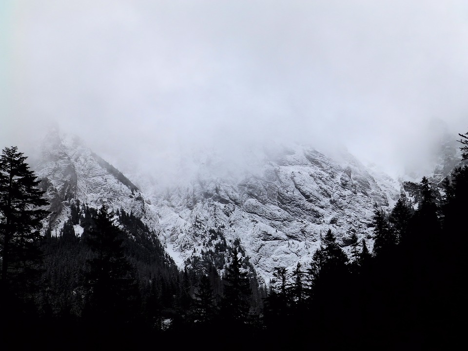 Il a neigé sur les Pyrénées. et il pourrait neiger encore cette semaine Il a neigé sur les Pyrénées. et il pourrait neiger encore cette semaine
