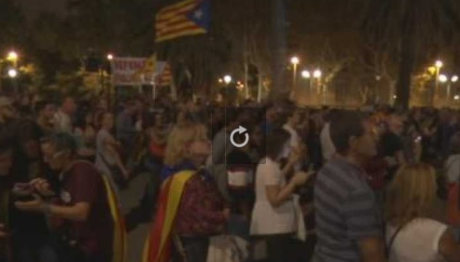 Catalogne, déclaration d'indépendance suspendue, incompréhension des Catalans Catalogne, déclaration d'indépendance suspendue, incompréhension des Catalans