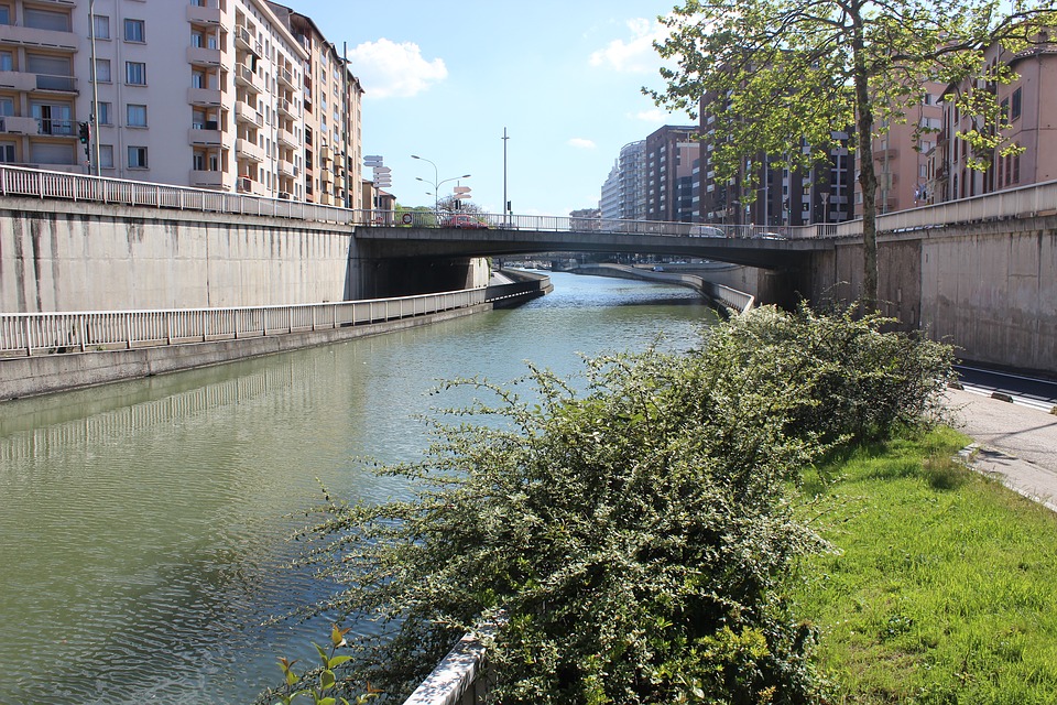 Météo Toulouse. soleil, vent et 24 degrés lundi après midi Météo Toulouse. soleil, vent et 24 degrés lundi après midi