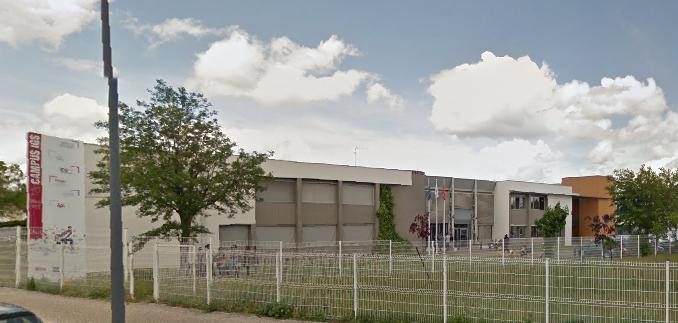 Blagnac. une voiture fonce sur des étudiants, 3 blessés graves Blagnac. une voiture fonce sur des étudiants, 3 blessés graves
