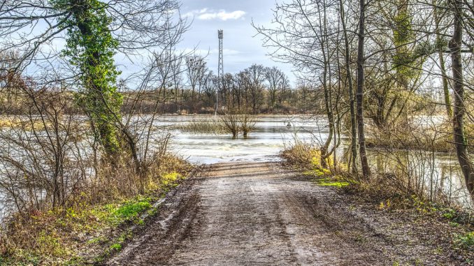 Inondations. Gers, Hautes-Pyrénées et Tarn et Garonne en alerte orange Inondations. Gers, Hautes-Pyrénées et Tarn et Garonne en alerte orange
