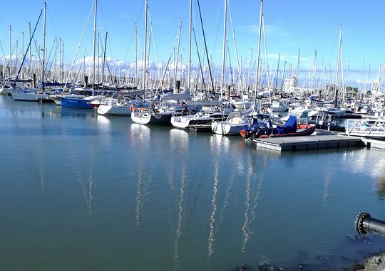 La Rochelle. 2 hommes et une femme retrouvés morts sur un voilier La Rochelle. 2 hommes et une femme retrouvés morts sur un voilier