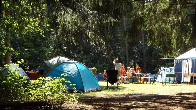 Perpignan. des gitans déposent plainte contre un camping pour discrimination Perpignan. des gitans déposent plainte contre un camping pour discrimination