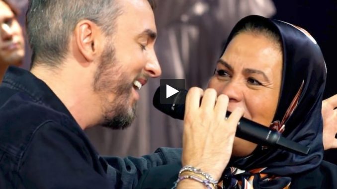 Christophe Willem rend un hommage musical à la mère d'une victime de Merah Christophe Willem rend un hommage musical à la mère d'une victime de Merah