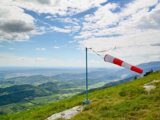 Météo France annonce une tempête sur la France dimanche