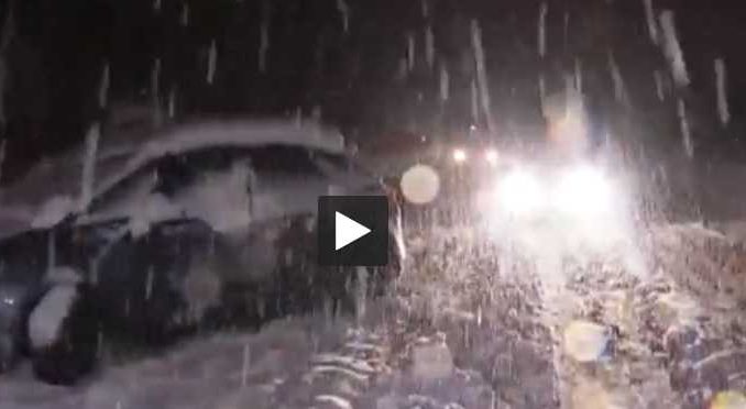 Neige. 800 véhicules bloqués en Haute Loire Neige. 800 véhicules bloqués en Haute Loire
