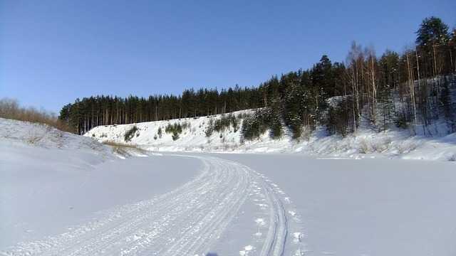 la naige est parfois tombée en abondance dans les Pyrénées la naige est parfois tombée en abondance dans les Pyrénées
