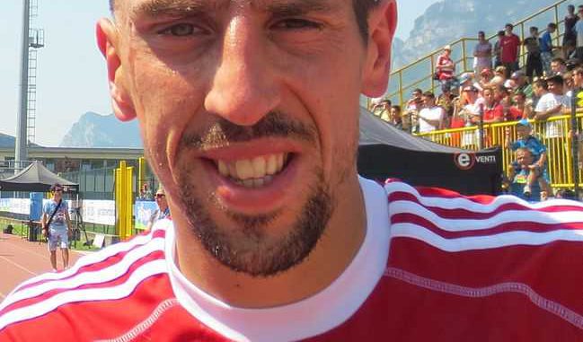 Bayern Munich. Franck Ribéry a giflé un consultant TV français selon Bild Bayern Munich. Franck Ribéry a giflé un consultant TV français selon Bild