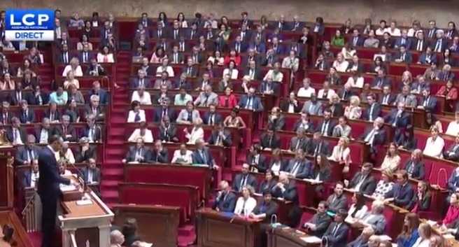 Gilets Jaunes, inquiétude chez des députés Pro Macron Gilets Jaunes, inquiétude chez des députés Pro Macron