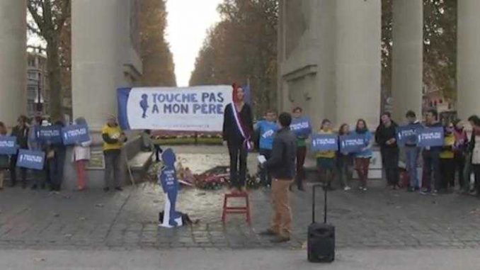 Pourquoi ils ont manifesté contre la PMA à Toulouse Pourquoi ils ont manifesté contre la PMA à Toulouse