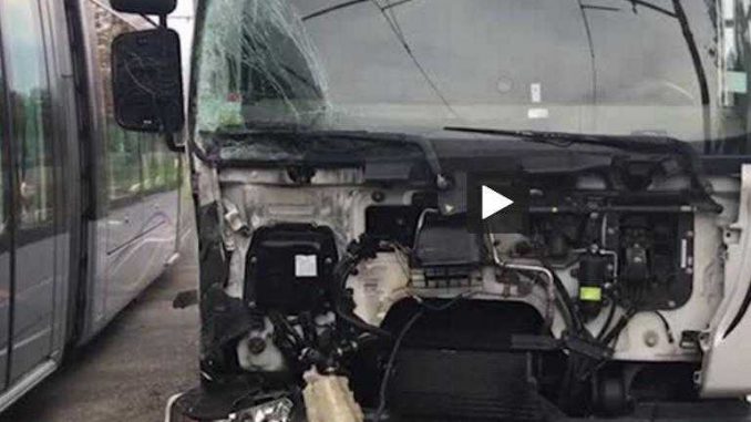 Toulouse, accident entre un camion et le tramway Toulouse, accident entre un camion et le tramway