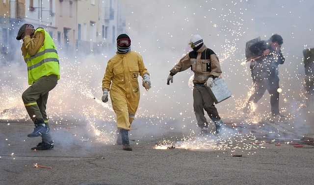 Feux d'artifice, chasse, essence, ce qui est interdit en Haute Garonne pour Noël Feux d'artifice, chasse, essence, ce qui est interdit en Haute Garonne pour Noël