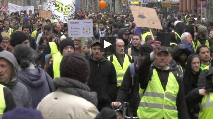 Gilets Jaunes. avant les violences, des milliers de manifestants calmes à Toulouse