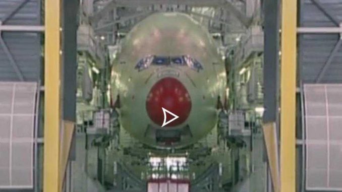 La construction d'un Airbus A380 en accéléré La construction d'un Airbus A380 en accéléré