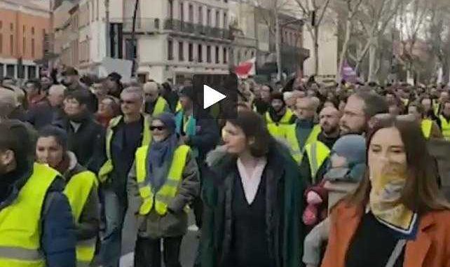 Manif à Toulouse, 28 arrestations, 1 blessé Manif à Toulouse, 28 arrestations, 1 blessé