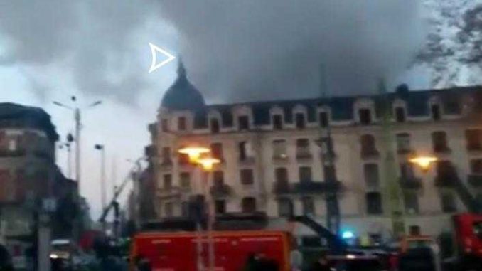 Toulouse Les victimes de l'incendie évacuées dans un gymnase Toulouse : Les victimes de l'incendie évacuées dans un gymnase