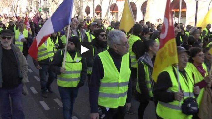 Gilets Jaunes - CGT La foule pour la manif à Toulouse Gilets Jaunes - CGT La foule pour la manif à Toulouse