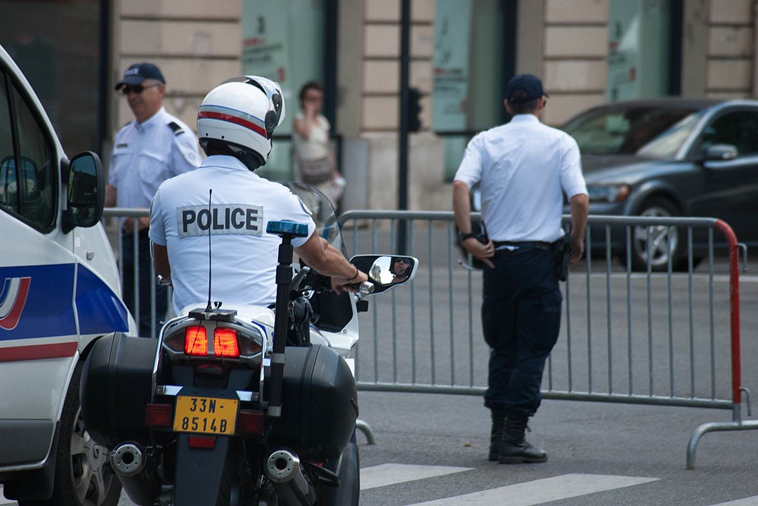 Policiers tués à Paris, hommages à Toulouse Policiers tués à Paris, hommages à Toulouse