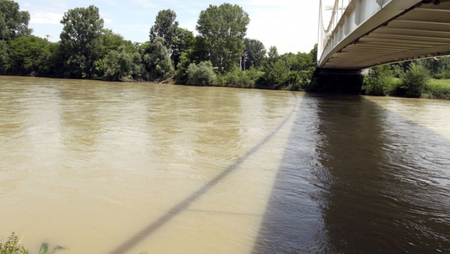 Une femme sauvée après s'être jetée dans la Garonne Une femme sauvée après s'être jetée dans la Garonne