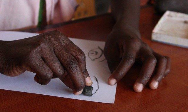 Covid-19 l'UNICEF pour une réouverture des écoles en Afrique orientale et australe Covid-19 l'UNICEF pour une réouverture des écoles en Afrique orientale et australe