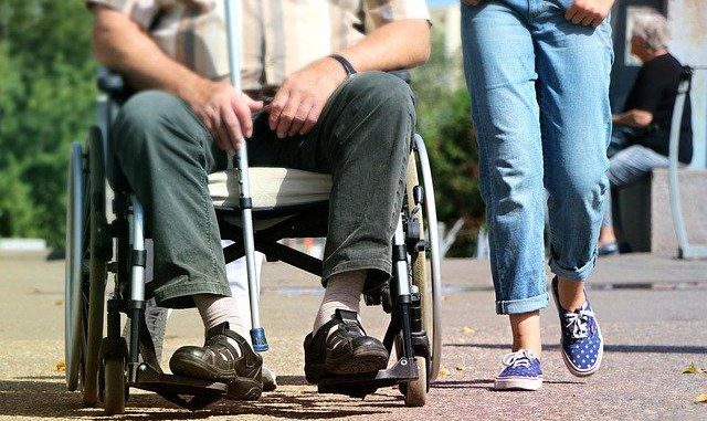 Toulouse. une cinquantaine d'offres d'emploi en CDI dans les services à la personne Toulouse. une cinquantaine d'offres d'emploi en CDI dans les services à la personne
