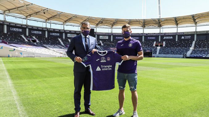 Rhys Healey un attaquant anglais signe un Toulouse Football Club Rhys Healey un attaquant anglais signe un Toulouse Football Club