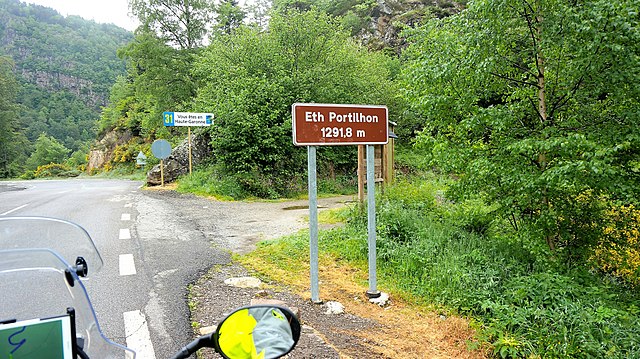 Generation Identitaire Col Portillon