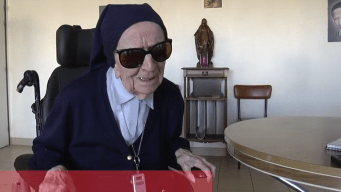 Screenshot 2021-02-10 at 10.08.33 (1) Soeur André, 115 ans est la doyenne des Français