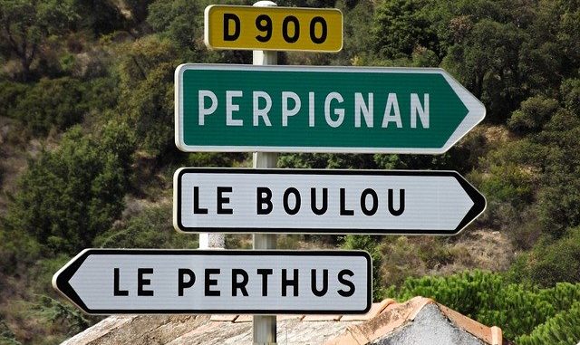 road-sign-5205978_640 France Espagne règles de circulation